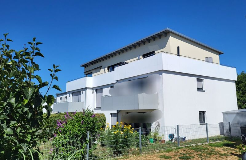 +++Pfaffenhofen, Penthouse, ca. 110 m² Wfl., ca. 60 m² Terrasse, EBK, Garage, Stellplatz+++
